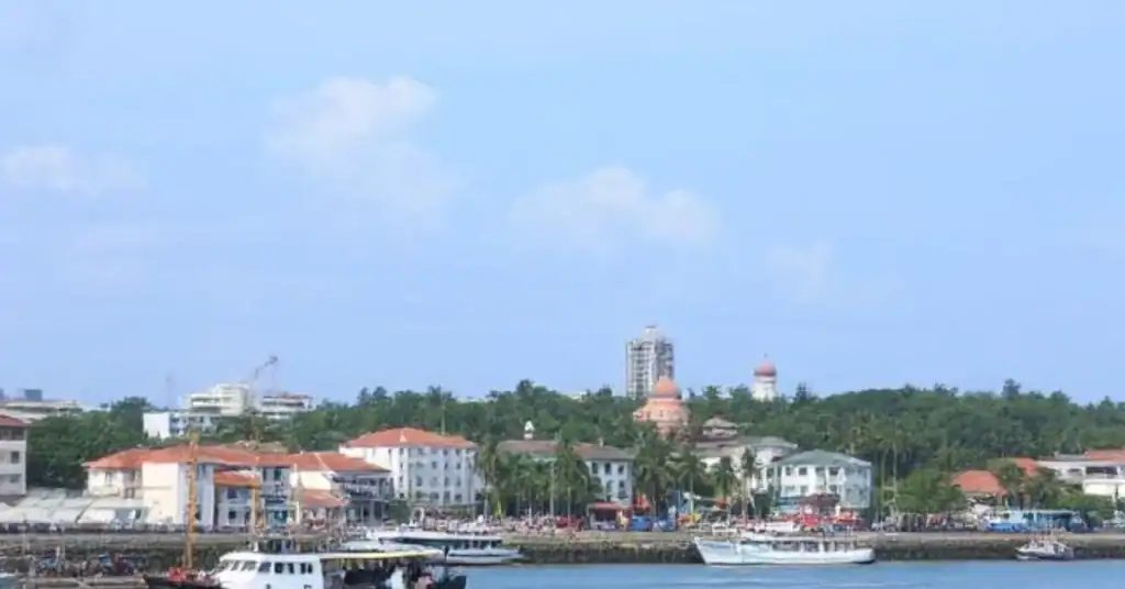 Top 10 tourist places in kerala