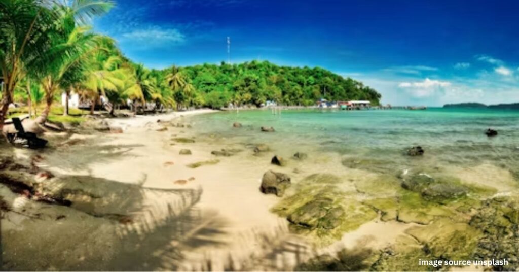 Cambodia best beaches for swimming – Clear blue water and white sand beaches